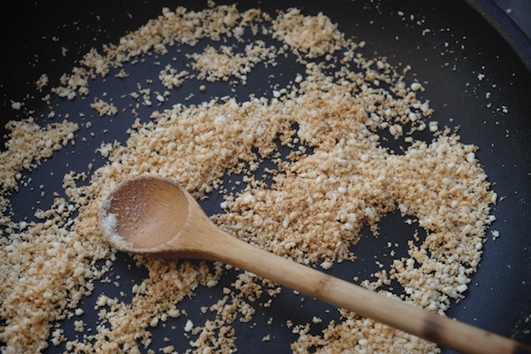 Skillet Roasted Cauliflower with Breadcrumbs. You can make a whole meal out of it! Recipe on Shutterbean.com