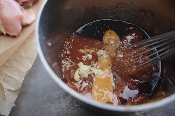 The most delicious & simple Apricot Glazed Chicken Thigh recipe can be found at Shutterbean.com! 