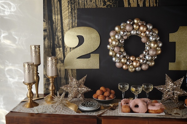 Celebrate the New Year with a Champagne & Doughnut New Year's Party with Pier One! Check out more on Shutterbean.com 