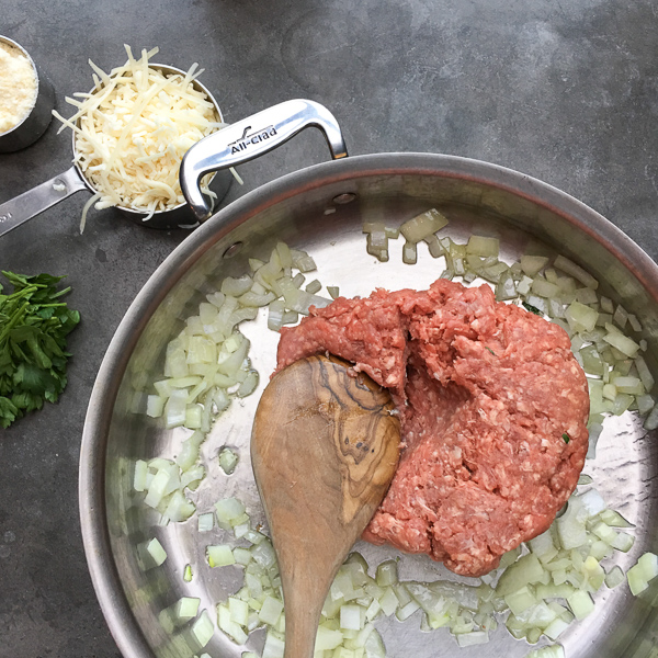 You won't believe how simple this Baked Spaghetti with Meat Sauce recipe is. Check it out on Shutterbean.com! 