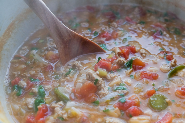 Turkey White Bean Chili for those long winter nights! Find the recipe on Shutterbean.com