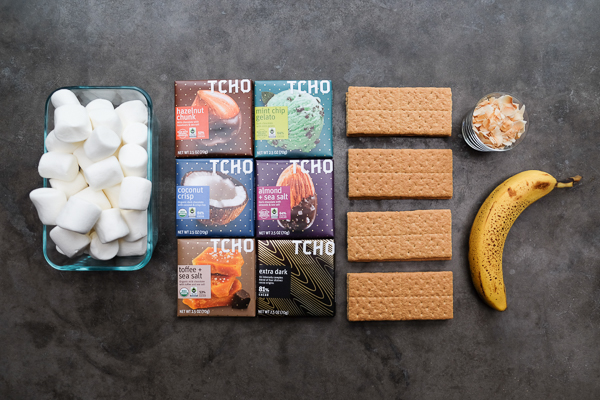 Cold weather got you down? Create a fun Indoor S'mores Party with Tcho Chocolate. More on Shutterbean.com!