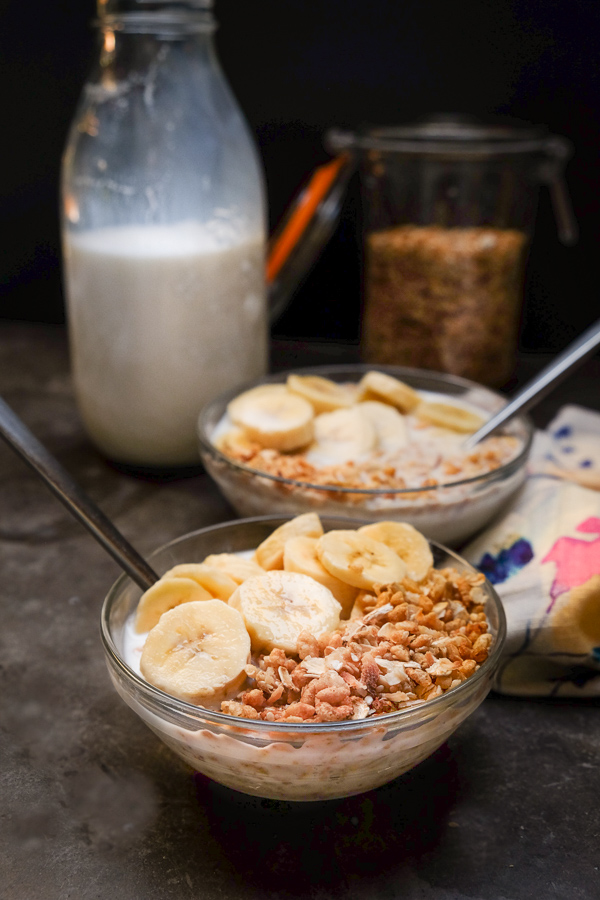 Cereal for dinner? YES PLEASE. Check out the recipe for these Tahini Rice Crispies on Shutterbean.com #foodlovesmilk #gotnightcereal