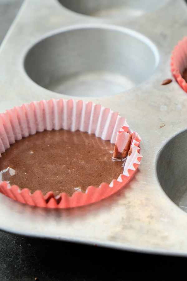 Small Batch Chocolate Cupcakes with Vanilla Bean Frosting. Recipe makes only 4! Check out more on Shutterbean.com