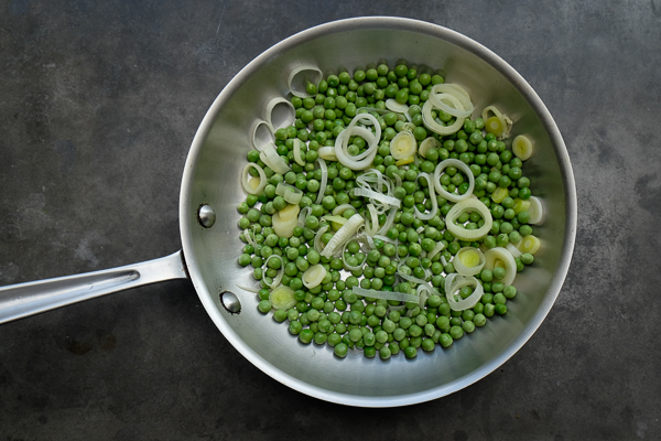 Celebrate Spring goodness with a bowl of Penne with Pistachio Mint Pesto. Find the recipe on Shutterbean.com