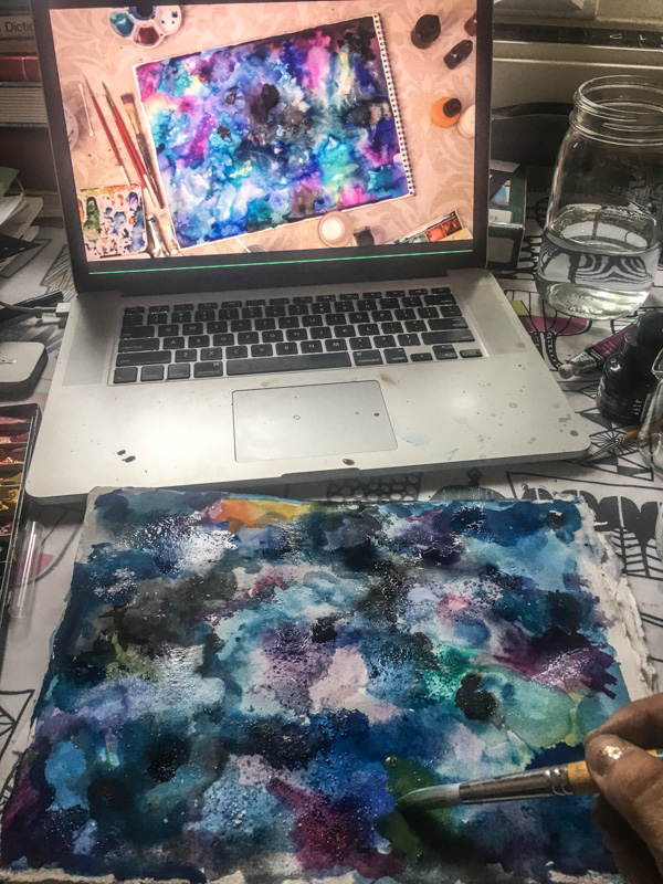 Looking to brush up on your watercolor painting? Take some Watercolor Classes with Skillshare! Tracy from Shutterbean.com shows you how fun it is!