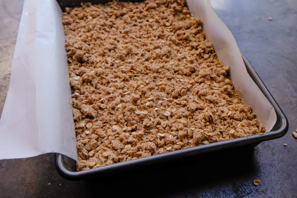 Find the recipe for Caramel Pumpkin Oatmeal Bars on Shutterbean.com!