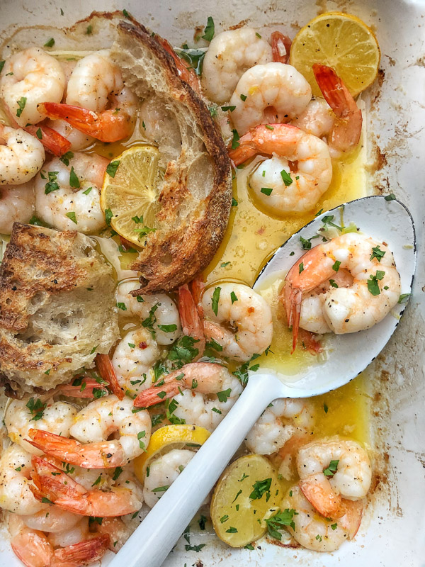 Lemon Garlic Roasted Shrimp makes weeknight dinner making EASY. Find the recipe on Shutterbean.com!