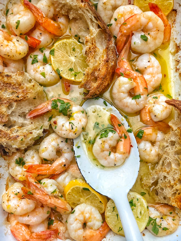 Lemon Garlic Roasted Shrimp makes weeknight dinner making EASY. Find the recipe on Shutterbean.com!