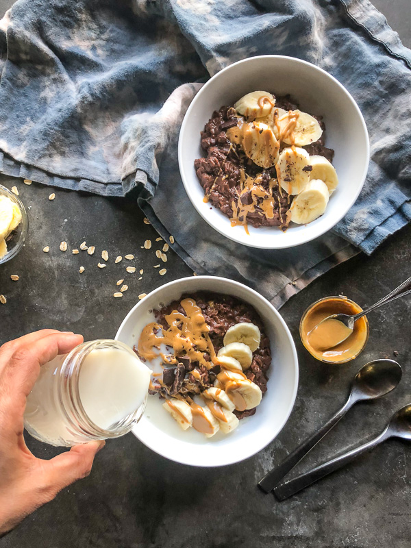 Start the morning off with a little indulgent treat! Check out the recipe for this Chocolate Peanut Butter Oatmeal on Shutterbean.com