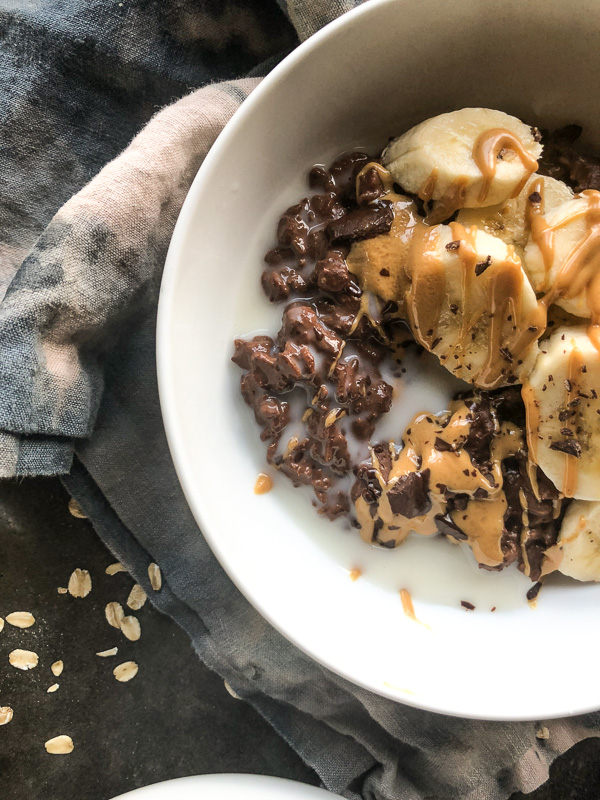 Start the morning off with a little indulgent treat! Check out the recipe for this Chocolate Peanut Butter Oatmeal on Shutterbean.com