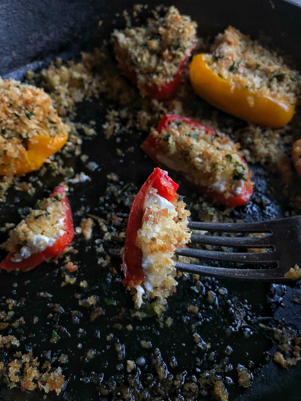 Baked Stuffed Peppers with Feta and Breadcrumbs is a vegetarian dream! Find the recipe on Shutterbean.com