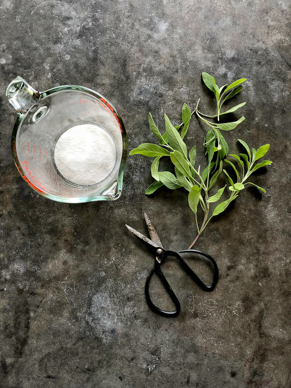 Bourbon Sage Cooler- a refreshing cocktail with just the right amount of sweetness. Find the recipe on Shutterbean.com in partnership with Nugget Markets!