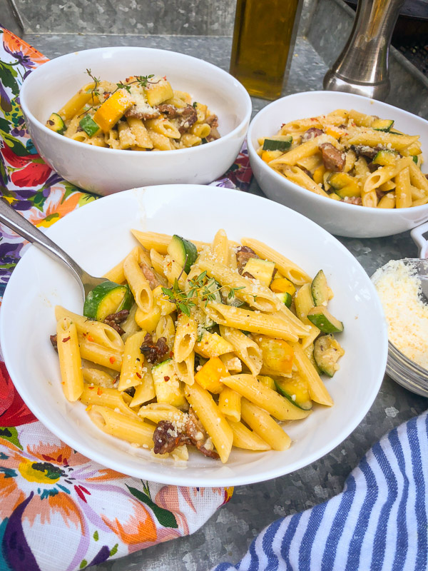 Creamy Zucchini Carbonara made with fresh zucchini and crispy bacon! Find the recipe on Shutterbean.com