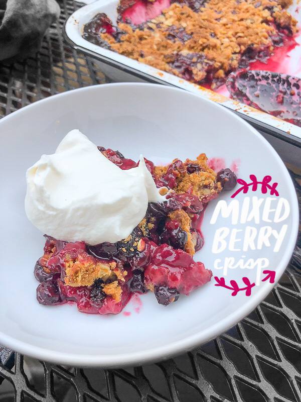 Simple Mixed Berry Crisp