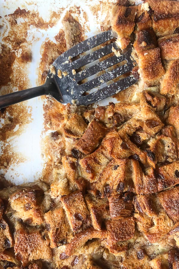 Got some leftover cinnamon raisin bread? Make Cinnamon Raisin Bread Pudding. Get the simple recipe on Shutterbean.com!