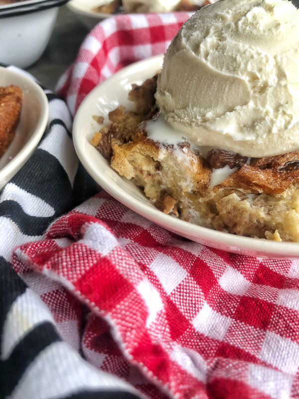 Got some leftover cinnamon raisin bread? Make Cinnamon Raisin Bread Pudding. Get the simple recipe on Shutterbean.com!