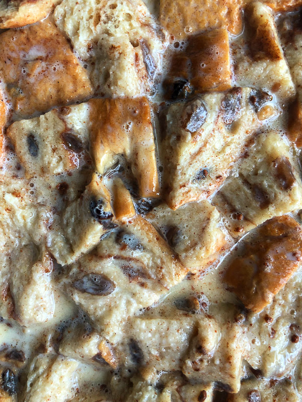 Got some leftover cinnamon raisin bread? Make Cinnamon Raisin Bread Pudding. Get the simple recipe on Shutterbean.com!