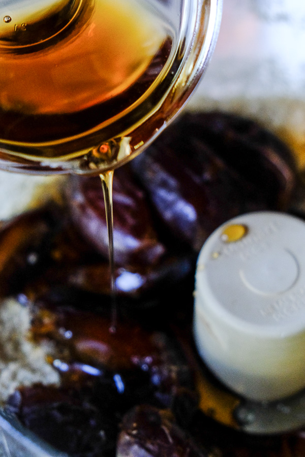 Put your food processor to work and make some Mocha Energy Bites! A perfect afternoon treat. Find the recipe on Shutterbean.com!