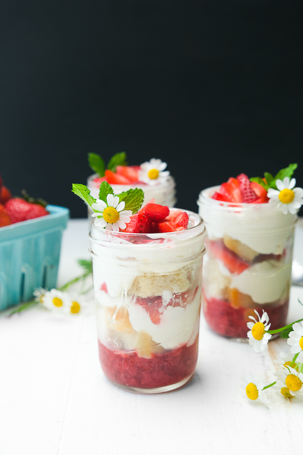 5 Simple Strawberry Snacks with California Strawberries. See more on Shutterbean.com!
