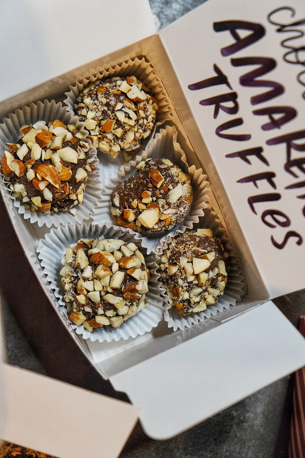 Chocolate Amaretto Truffles can be whipped up in a few hours! Perfect for last minute-magic making! Find the recipe on Shutterbean.com