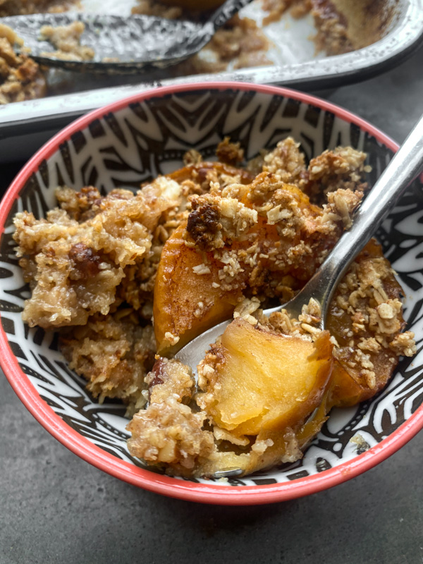 Baked Apples with Oat Crumble