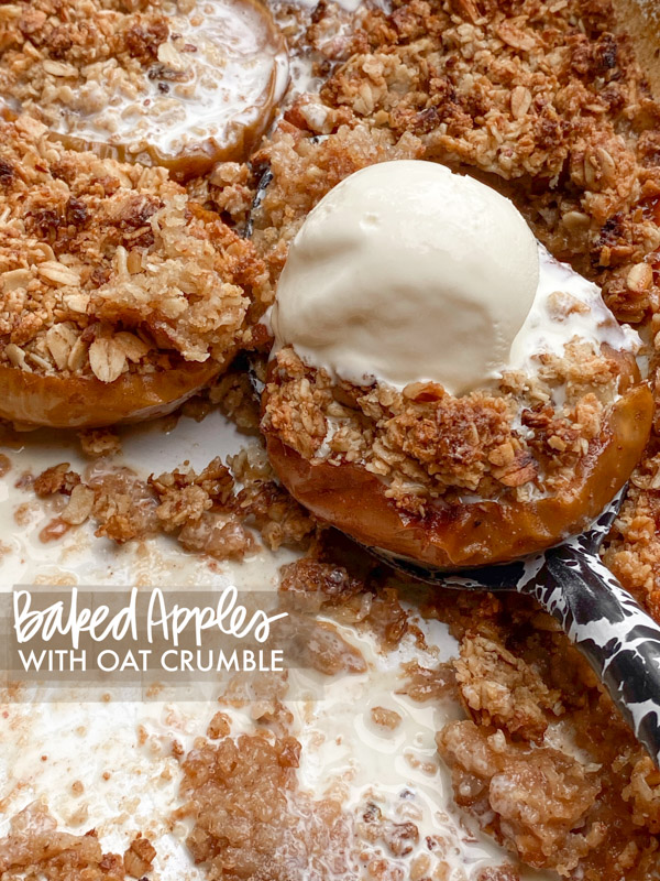 Baked Apples with Oat Crumble