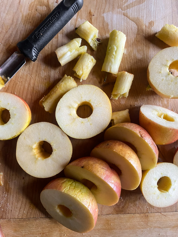 Baked Apples with Oat Crumble