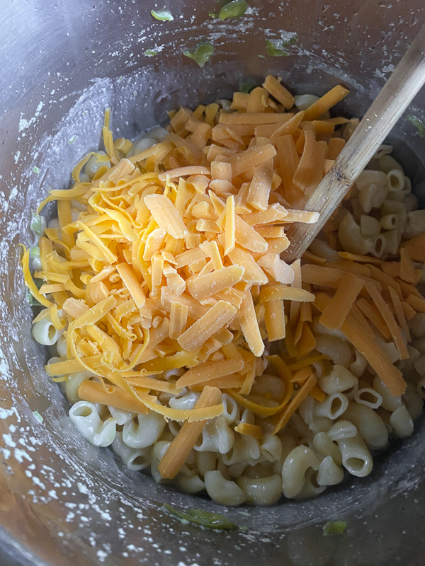 Instant Pot Jalapeno Mac & Cheese