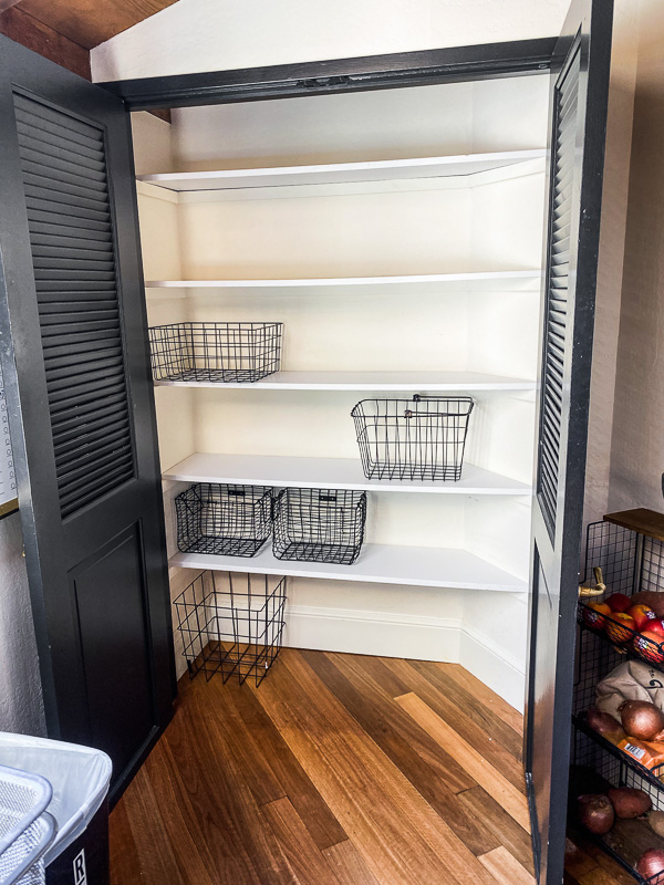 Pantry Clean Out - by Tracy Benjamin of Shutterbean.com