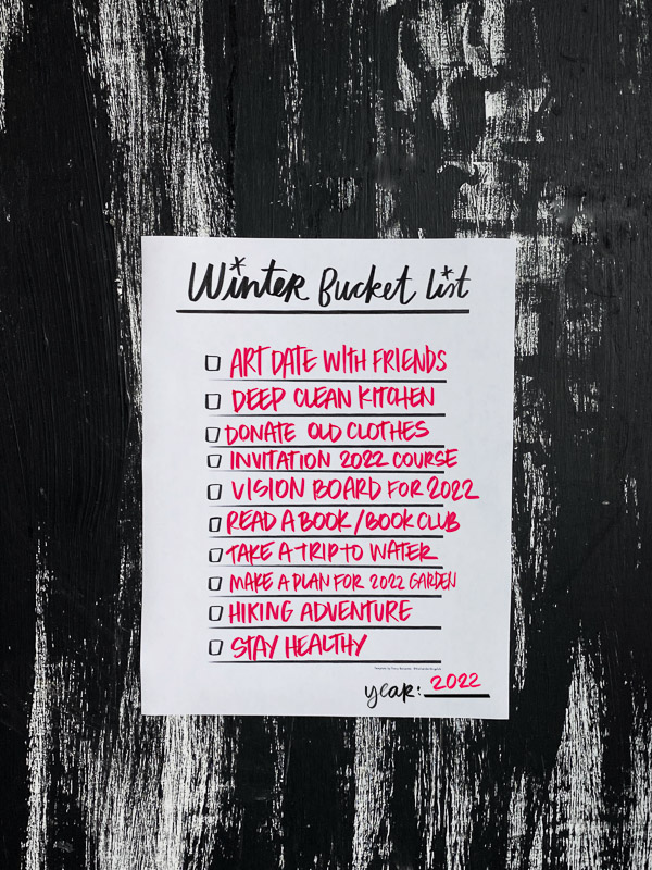 Winter Bucket List printable by Tracy Benjamin of Shutterbean.com