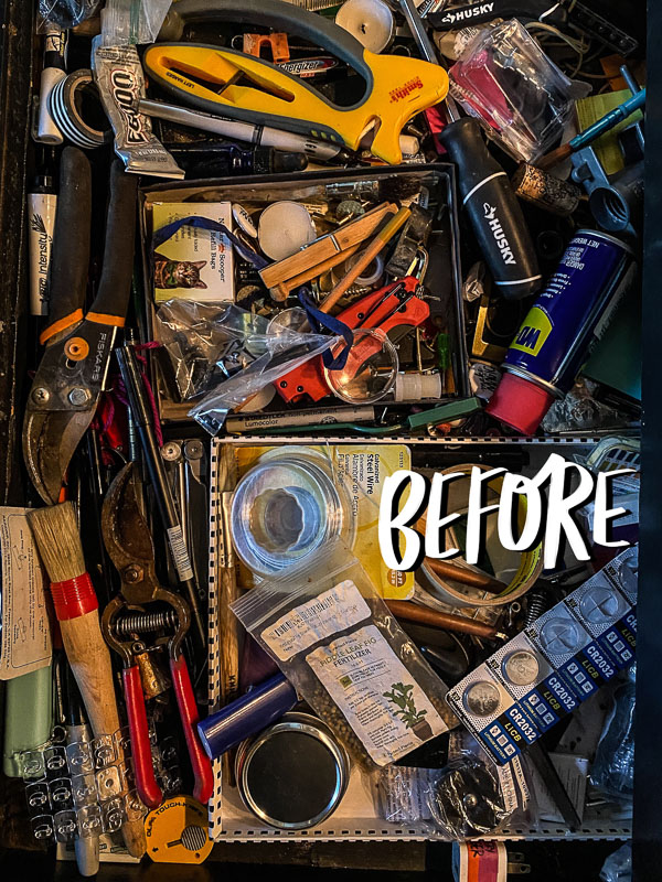 Junk Drawer Cleanout- Tracy Benjamin from Shutterbean.com shares how to cleanout a junk drawer