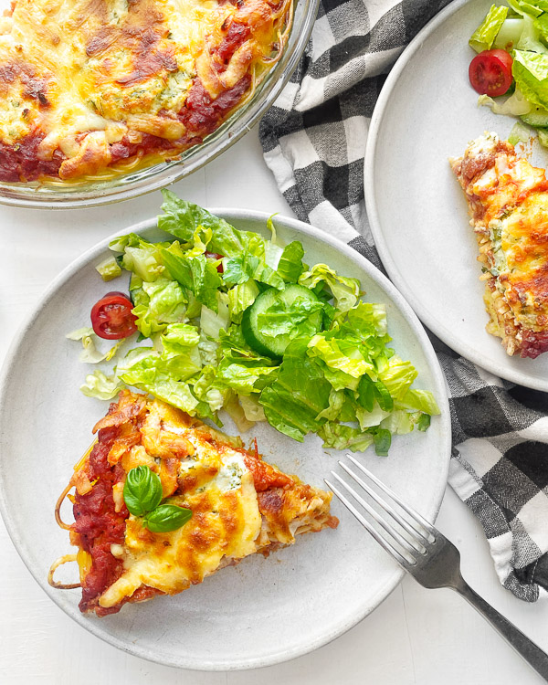 Spaghetti Pie is a great way to shake up your weeknight pasta game! Find the recipe on Shutterbean.com