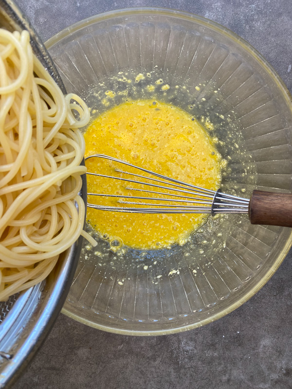 Spaghetti Pie is a great way to shake up your weeknight pasta game! Find the recipe on Shutterbean.com