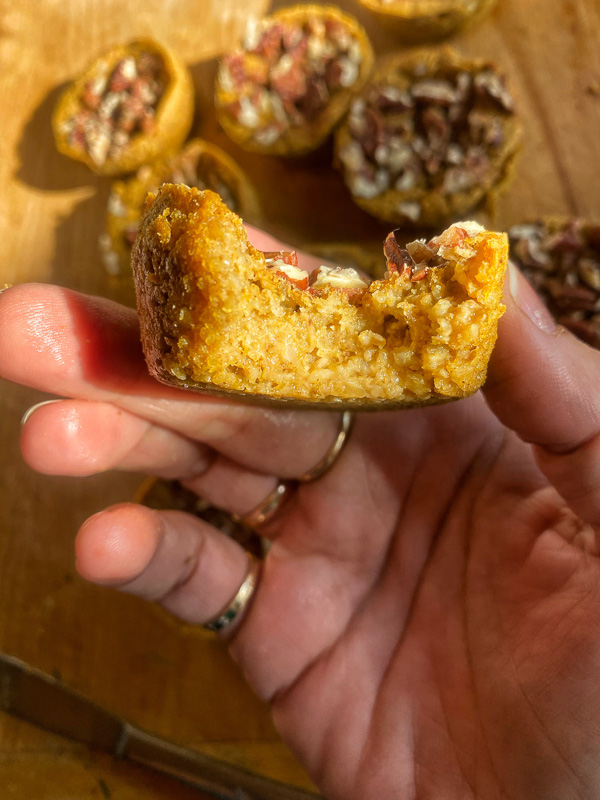 Baked Pumpkin Oatmeal Cups are a portable breakfast dream come true! Find the recipe on Shutterbean.com