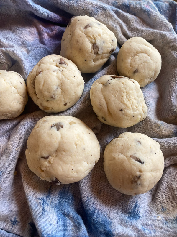 Mushroom Pupusas are a great vegetarian/gluten free meal for you and your family. Find the recipe on Shutterbean.com