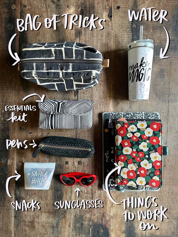 Baseball Mom Bag Essentials- Tracy Benjamin of Shutterbean.com shares what she carries with her to baseball tournments & games. 